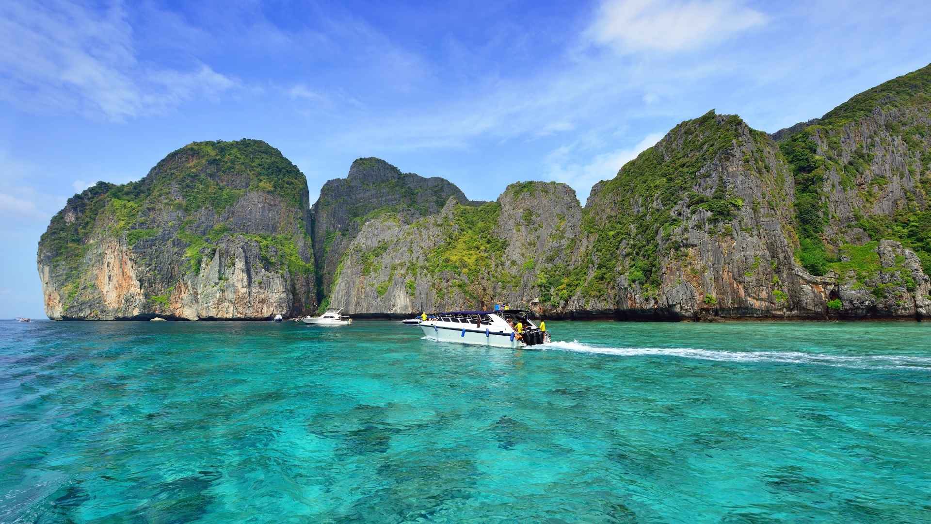 Best Cities in Thailand for Solo Travel (Beginner-Friendly Guide)