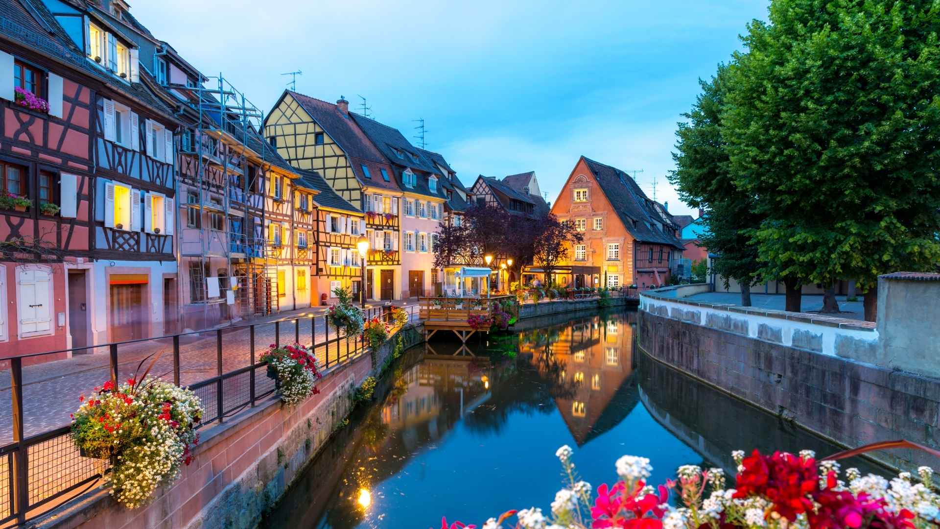 10 Best Cities for Solo Travel (Safe & Beginner-Friendly)