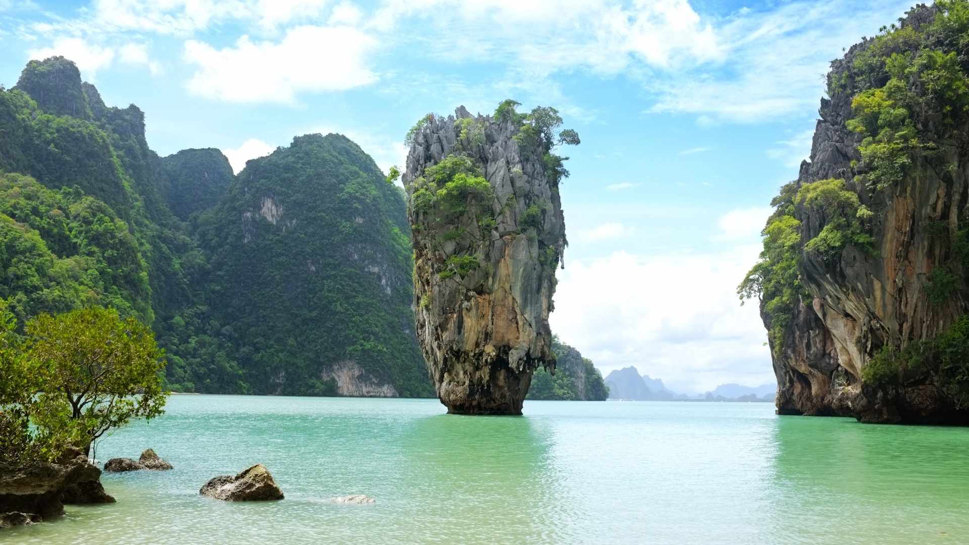 Phuket Solo Travel Guide: Safety, Budget, Best Things to Do