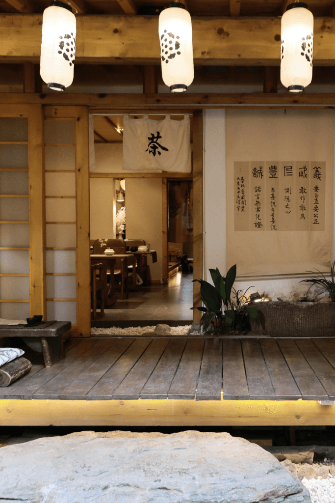 How Many Hotel Changes Should You Make in Japan?